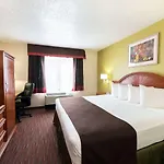 Baymont By Wyndham Louisville East